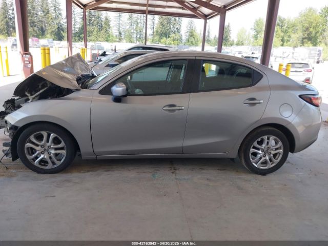 3MYDLBZV4GY116855 Scion IA