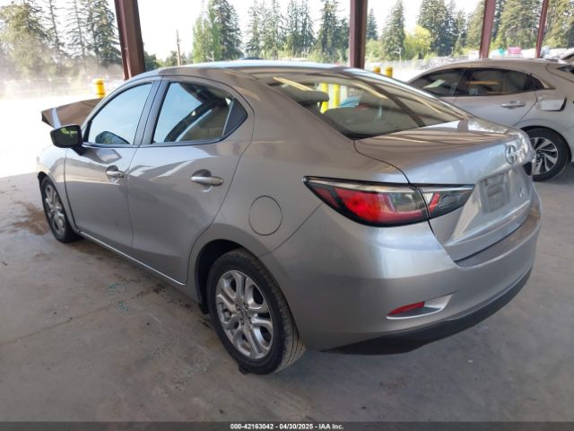 3MYDLBZV4GY116855 Scion IA