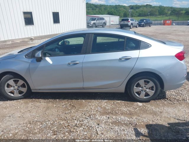 1G1BC5SM3H7210519 Chevrolet Cruze Ls Auto