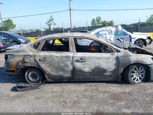 3N1AB7AP6KY427584 Nissan Sentra