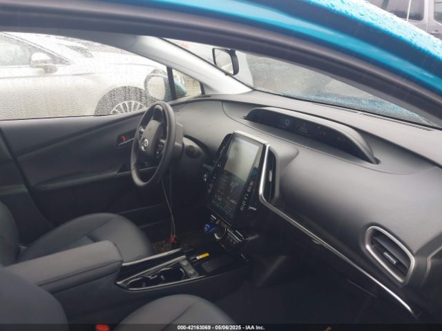 JTDKAMFPXN3198643 Toyota Prius Prime Xle