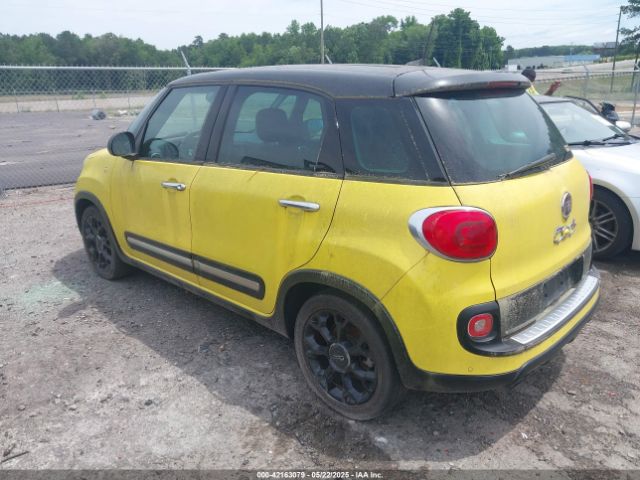 2017 FIAT 500L ZFBCFADH5HZ039579 Photo 2