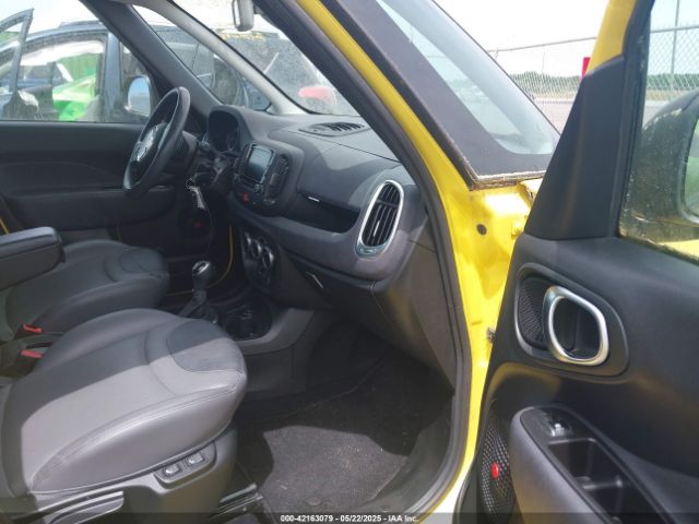 2017 FIAT 500L ZFBCFADH5HZ039579 Photo 4