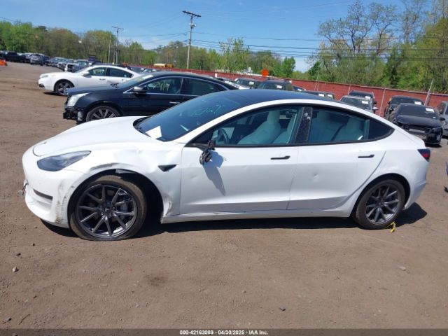 5YJ3E1EB3KF450602 Tesla MODEL 3