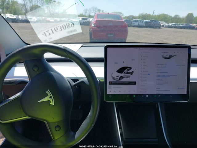 5YJ3E1EB3KF450602 Tesla MODEL 3