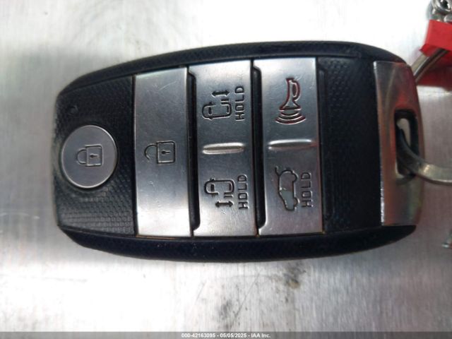 KNDME5C1XG6170328 KIA Sedona Sx Luxury