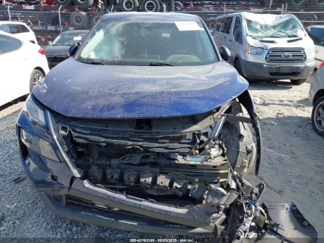 5N1AT3AA1MC835660 Nissan Rogue S Fwd
