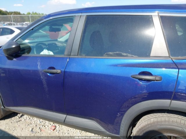 5N1AT3AA1MC835660 Nissan Rogue S Fwd