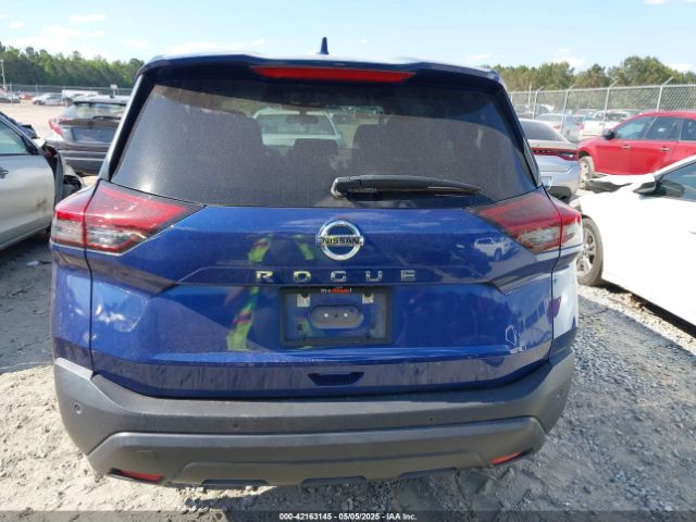 5N1AT3AA1MC835660 Nissan Rogue S Fwd