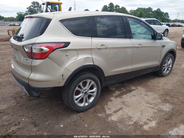 1FMCU0GD9HUE91484 Ford ESCAPE SE