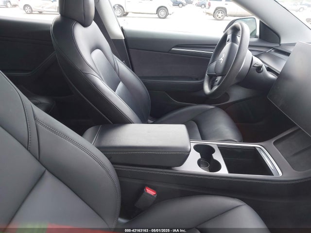 2021 TESLA MODEL 3 5YJ3E1EA7MF047538 Photo 4
