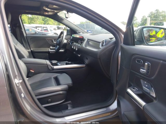 W1N4N4GB0NJ317272 Mercedes-Benz GLA 250
