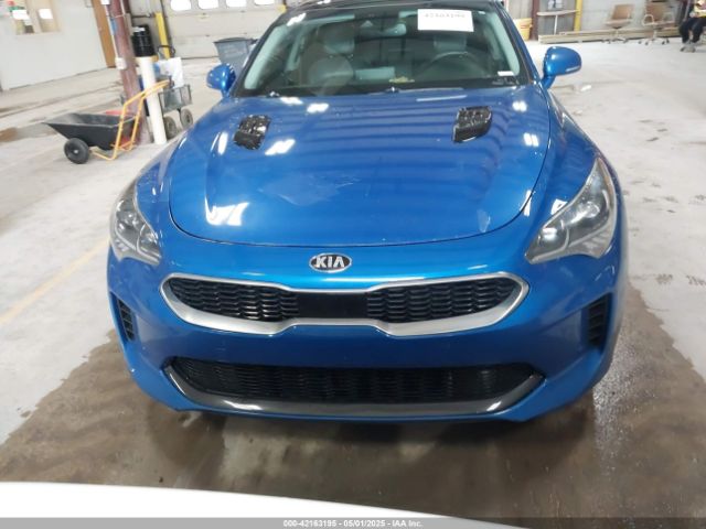 KNAE25LA5J6017132 KIA Stinger Premium