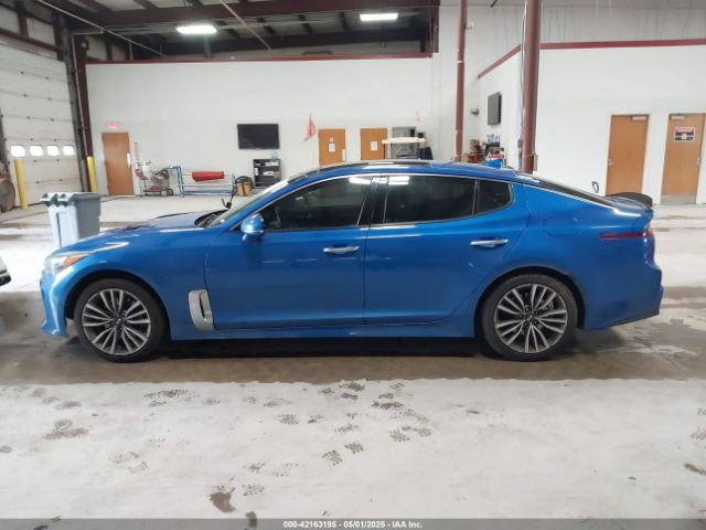KNAE25LA5J6017132 KIA Stinger Premium
