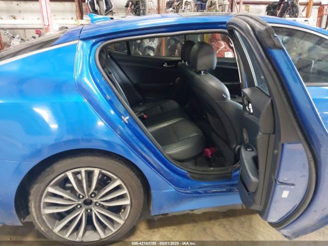 KNAE25LA5J6017132 KIA Stinger Premium