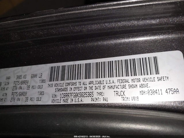 1C6RR7FG6KS625365 RAM 1500 Classic Express  4x4 6'4 Box