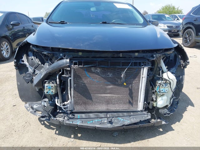 1G1ZE5ST2HF142557 Chevrolet MALIBU 1LT