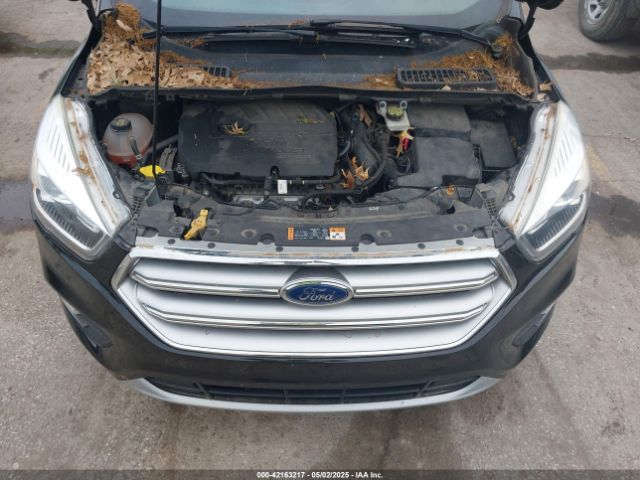 1FMCU0GD4HUA12954 Ford ESCAPE SE
