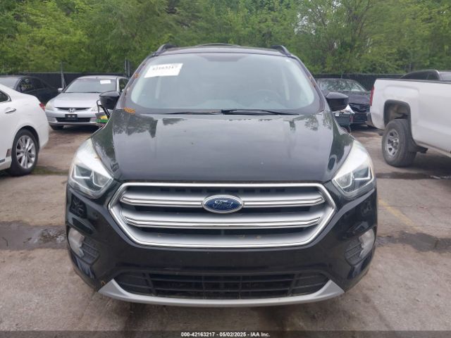 1FMCU0GD4HUA12954 Ford ESCAPE SE