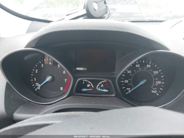 1FMCU0GD4HUA12954 Ford ESCAPE SE