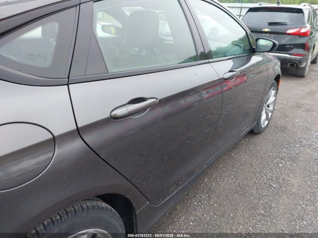 1C3CCCBB4FN665309 Chrysler 200 S