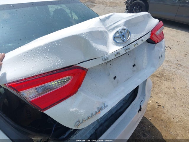 4T1B11HK2JU057775 Toyota CAMRY LE