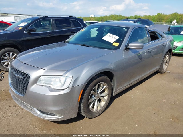 2C3CCAAG4GH238255 Chrysler 300 Limited