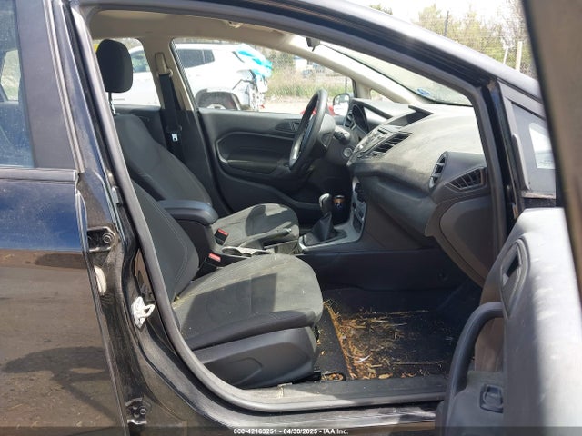 3FADP4BJ8JM103973 Ford FIESTA SE