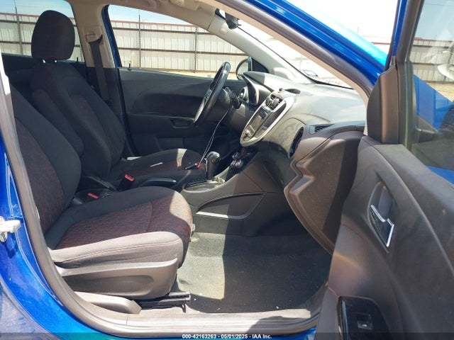 1G1JD5SB9K4109517 Chevrolet Sonic Lt Auto