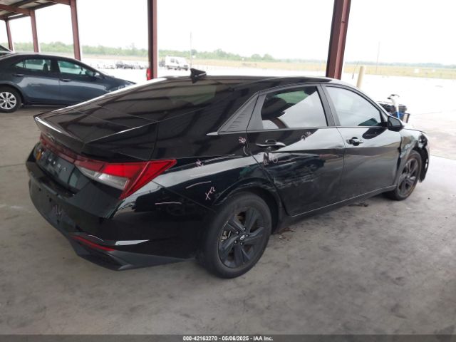 KMHLM4AG5NU353950 Hyundai ELANTRA SEL