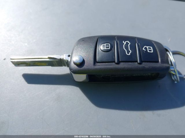 2019 AUDI RS 3 WUABWGFF4KA906650 Photo 10