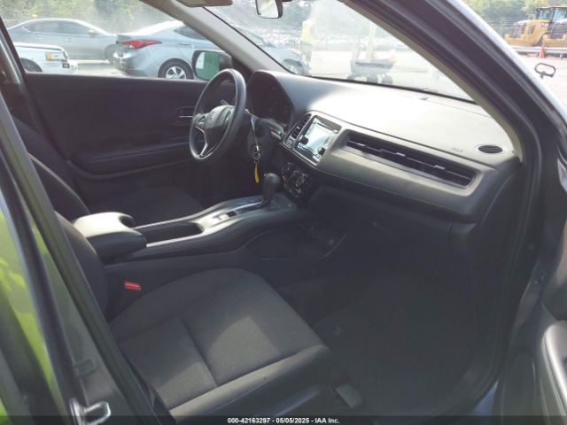 3CZRU6H33JG706738 Honda HR-V LX