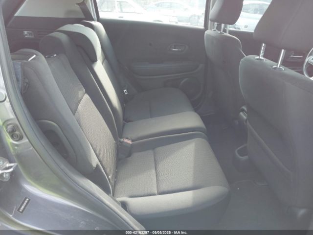 3CZRU6H33JG706738 Honda HR-V LX