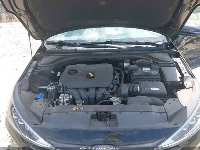 5NPD84LF5KH445843 Hyundai Elantra Limited