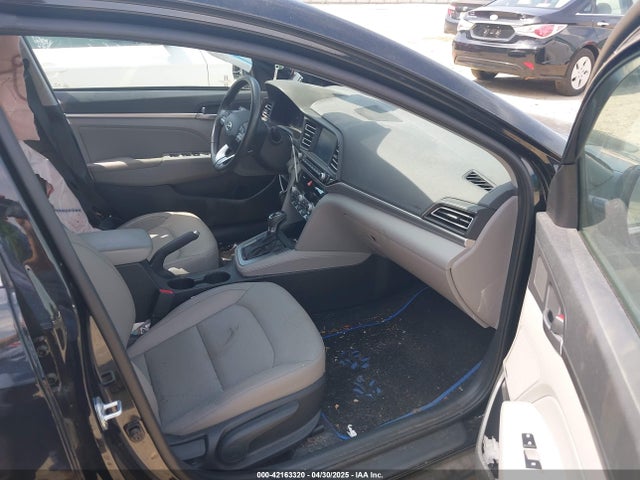 5NPD84LF5KH445843 Hyundai Elantra Limited