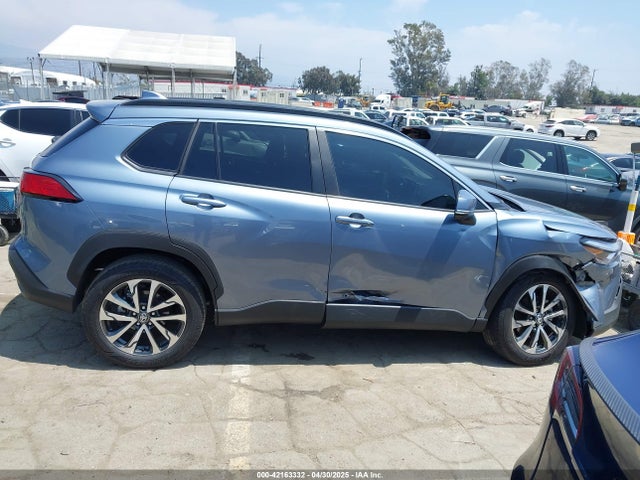 Toyota Corolla Cross Xle 2024 7MUDAAAG2RV083656 Image 13