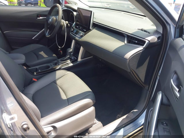Toyota Corolla Cross Xle 2024 7MUDAAAG2RV083656 Image 5