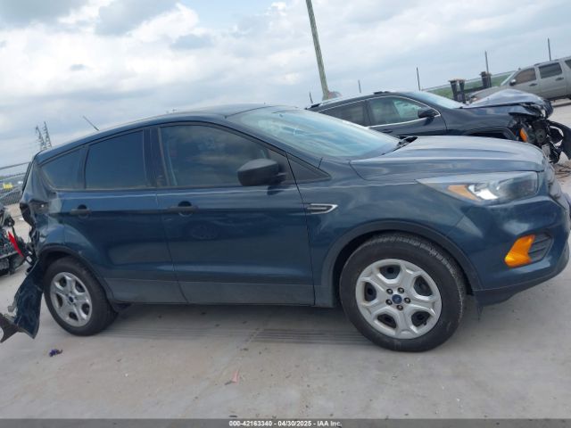 1FMCU0F77KUB57411 Ford ESCAPE S