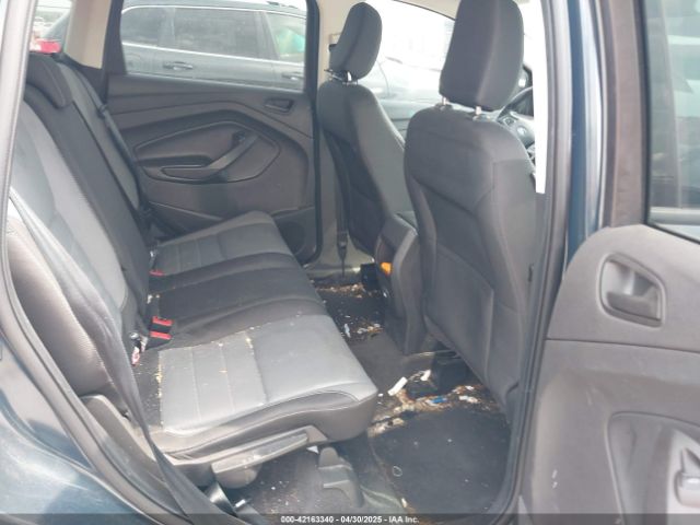 1FMCU0F77KUB57411 Ford ESCAPE S