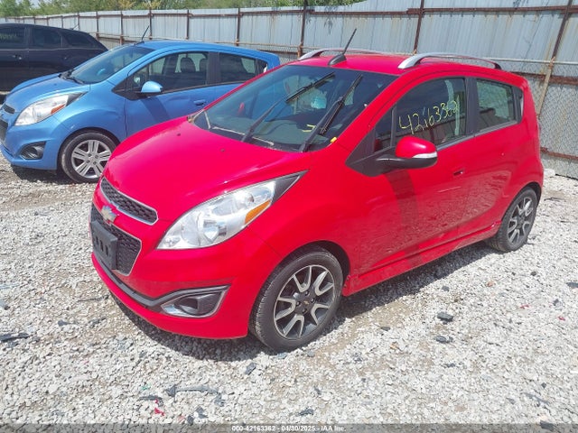 Chevrolet Spark 2lt Cvt 2015 KL8CF6S99FC736980 Image 2