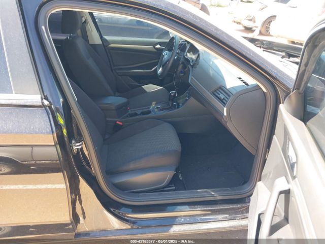 2020 VOLKSWAGEN JETTA 3VWCB7BU9LM059871 Photo 4