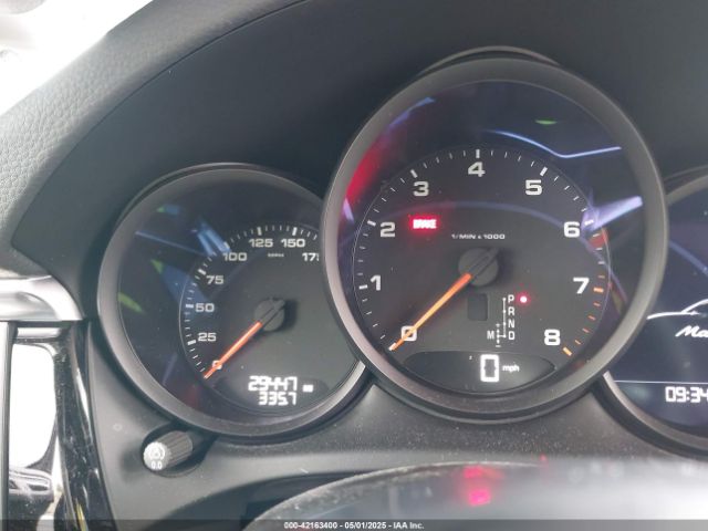 2021 PORSCHE MACAN WP1AA2A51MLB08718 Photo 6