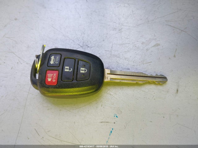 4T1BF1FK3HU776127 Toyota CAMRY LE