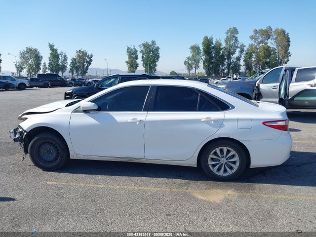 4T1BF1FK3HU776127 Toyota CAMRY LE