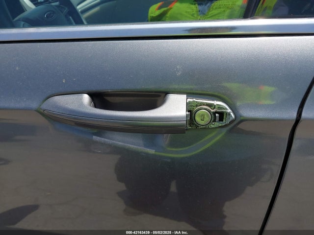 3FA6P0HD4ER299227 Ford FUSION SE