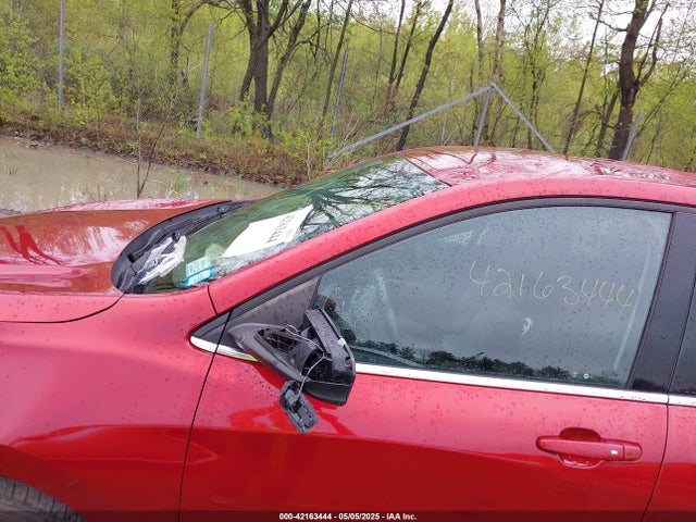 2GNAXSEV8J6304774 Chevrolet EQUINOX LT