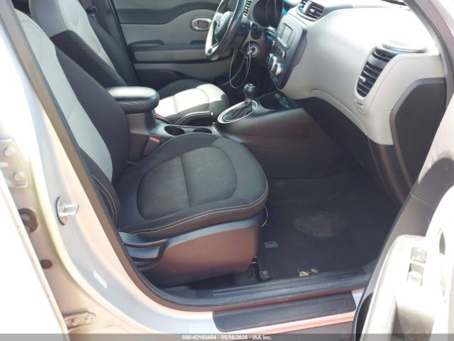 KNDJP3A53G7843073 KIA SOUL +