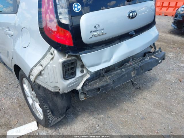 KNDJP3A53G7843073 KIA SOUL +