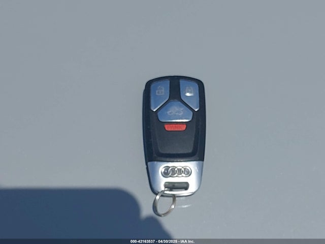 WAUGNAF47HN001156 Audi A4 2.0t Premium