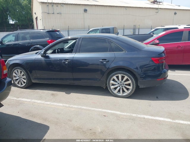 WAUGNAF47HN001156 Audi A4 2.0t Premium